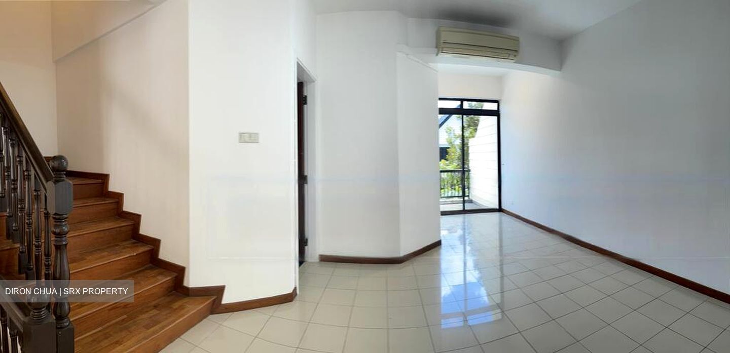 Yuk Tong Avenue (D21), Terrace #465397071